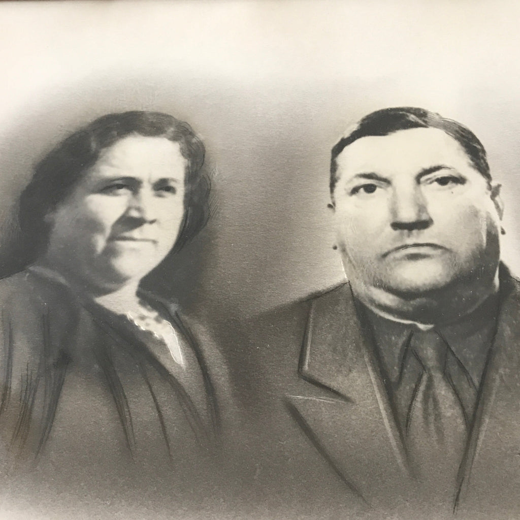Grande photographie encadrée couple vieillissant cadre en bois ciselé Circa 1920 47 x 36,5 cm par Hello Broc brocante en ligne
