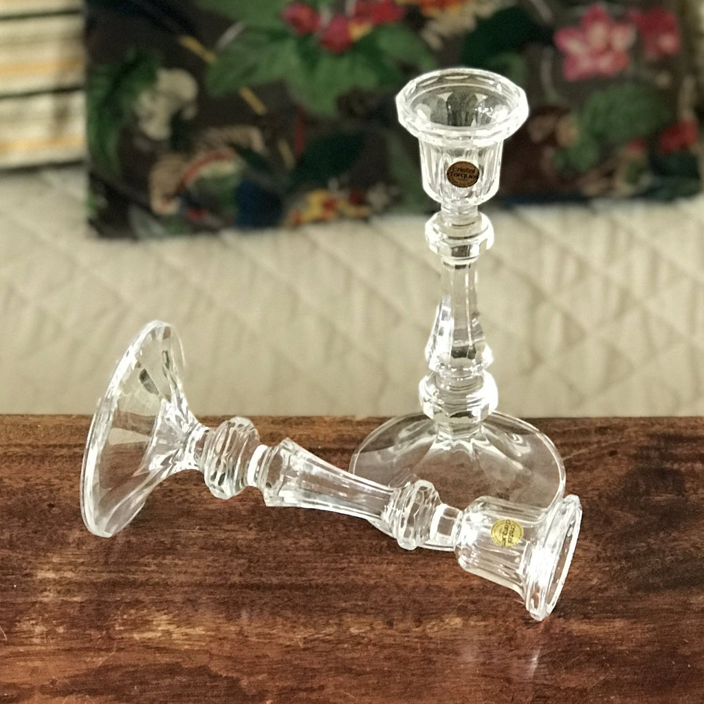Magnifique paire de bougeoirs hauts en cristal d'Arques, chandeliers vintage années 80 / 90 par Hello Broc brocante en ligne