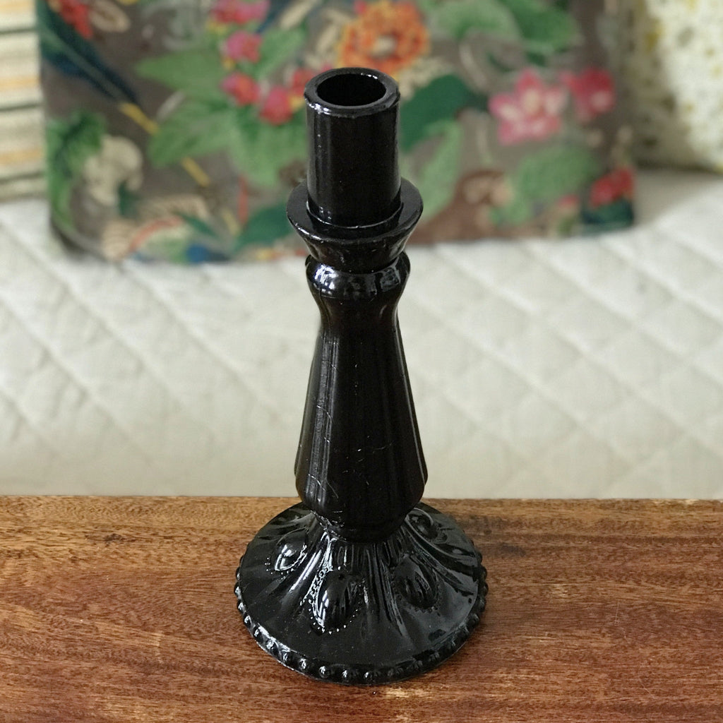 Bougeoir simple en verre opalin noir par Hello Broc brocante en ligne