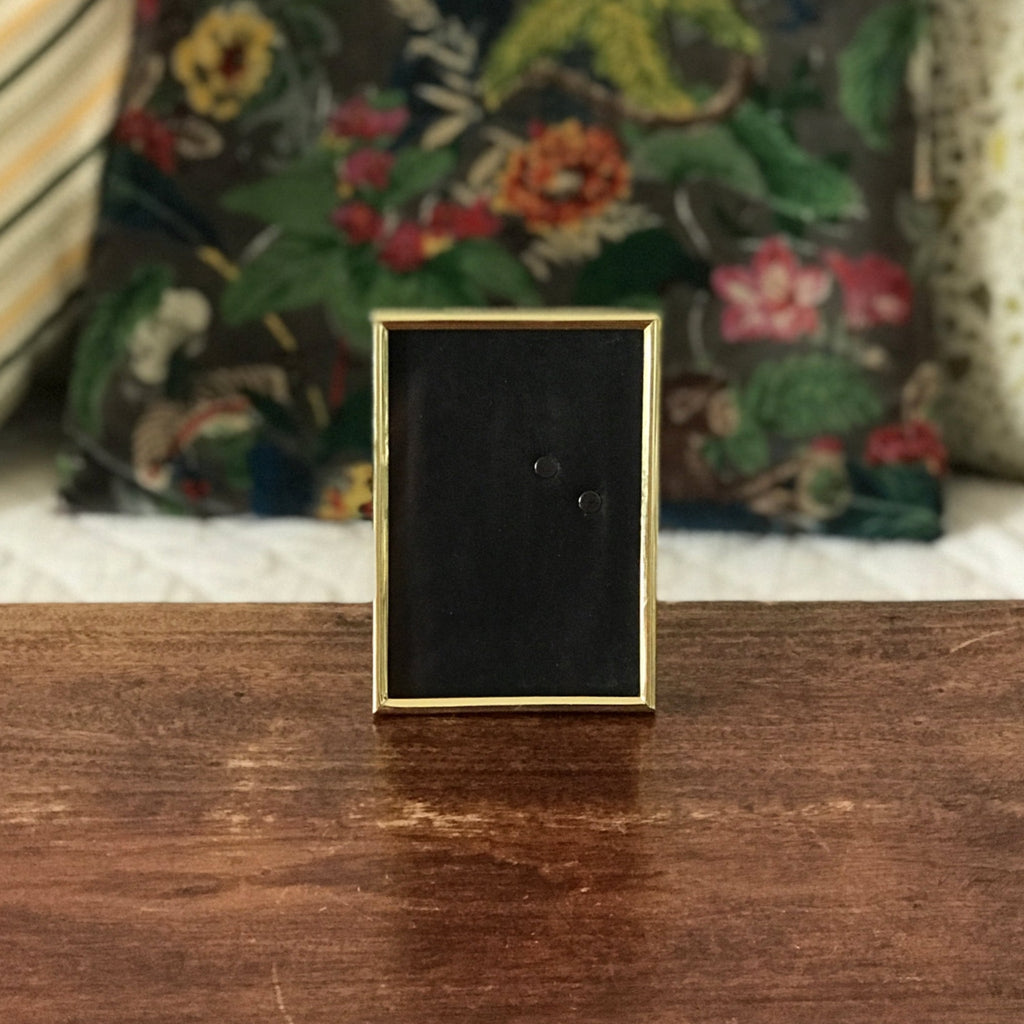Petit cadre photo encadrement simple en laiton 13 x 9 cm par Hello Broc brocante en ligne
