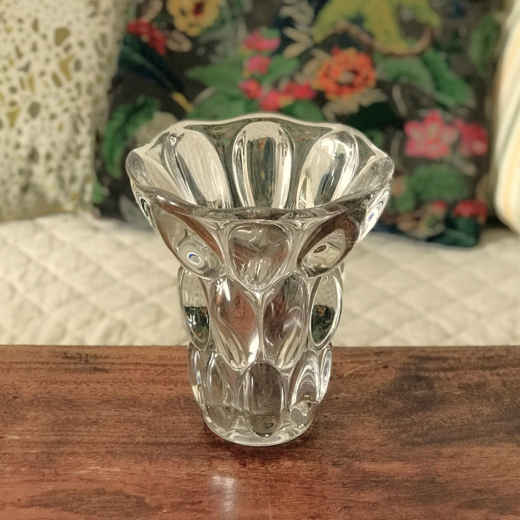 Vase de taille moyenne en cristal de Sèvres modèle Etrusque par Hello Broc brocante en ligne