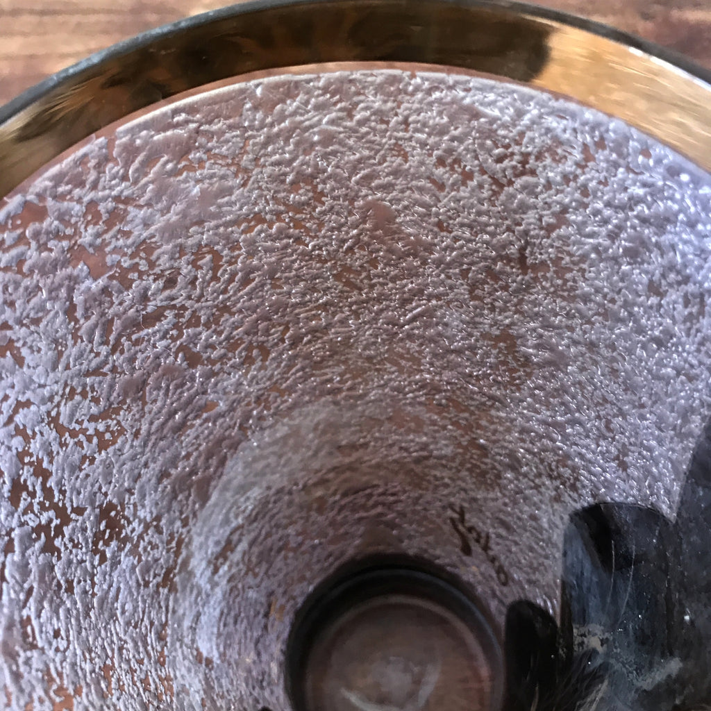 Vase Art Déco signé Adat en verre givré dégagé à l'acide décor or et argent hauteur 20 cm par Hello Broc brocante en ligne