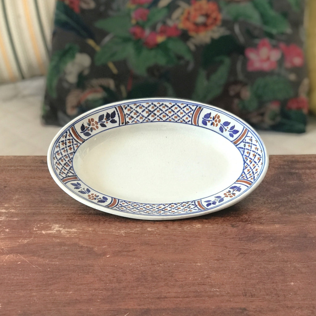 Ravier ou petit plat ovale en faïence de Lunéville K & G décor Rouennais par Hello Broc brocante en ligne