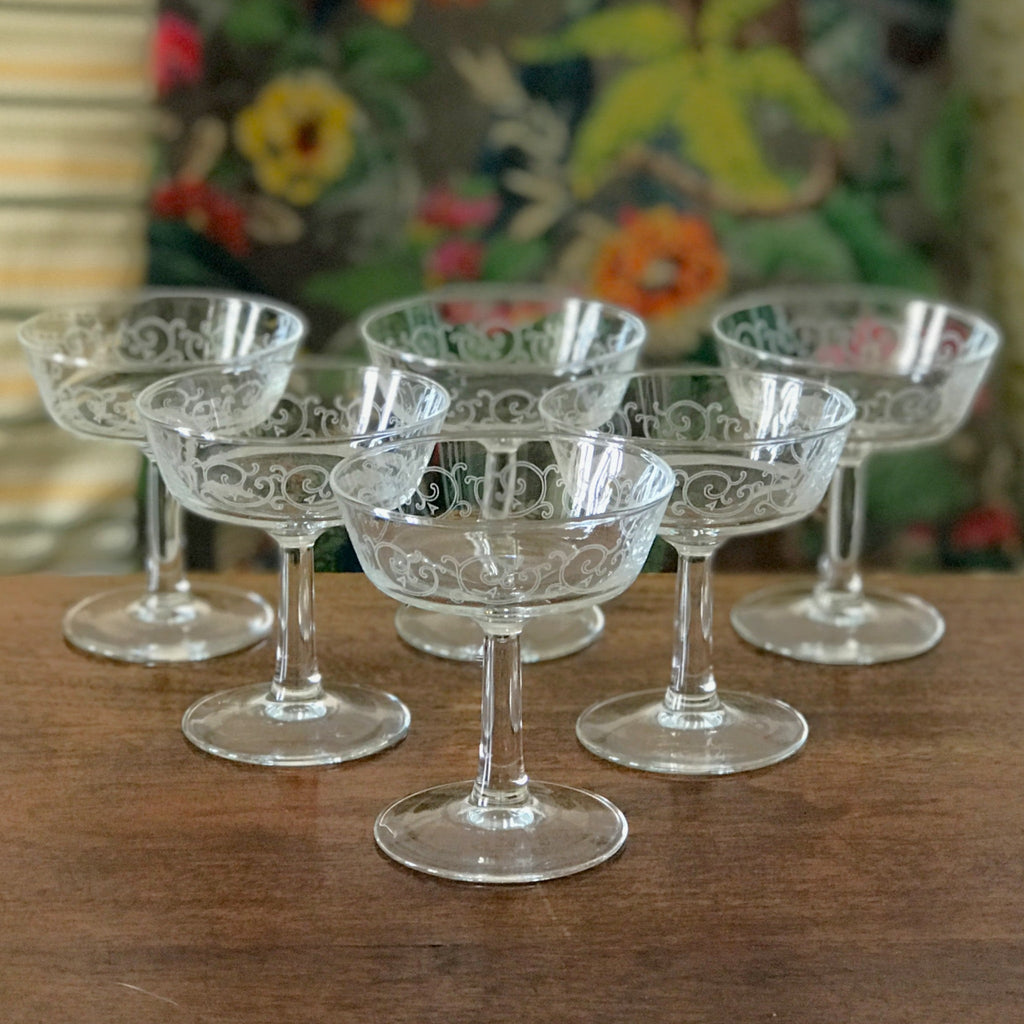 Lot de 6 coupes à champagne en verre décor imprimé arabesques - Luminarc vintage années 70 par Hello Broc brocante en ligne