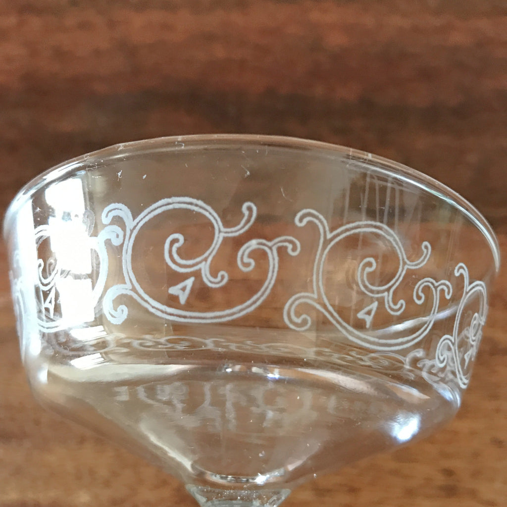 Lot de 6 coupes à champagne en verre décor imprimé arabesques - Luminarc vintage années 70 par Hello Broc brocante en ligne