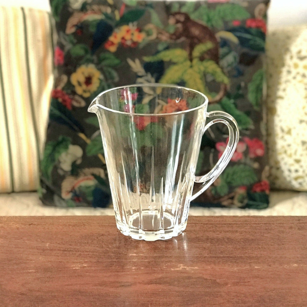 Pichet vintage en cristal de forme évasée par Hello Broc brocante en ligne