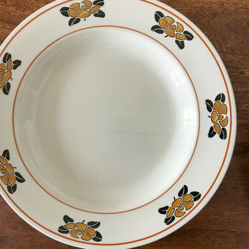 Lot de 4 assiettes creuses E. Charbonnier Salins Terre de Fer décor Nymphea Circa 1920 par Hello Broc brocante en ligne