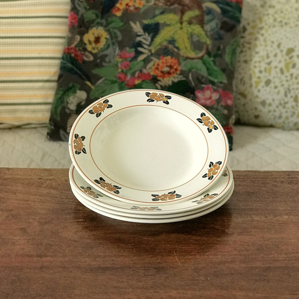Lot de 4 assiettes creuses E. Charbonnier Salins Terre de Fer décor Nymphea Circa 1920 par Hello Broc brocante en ligne