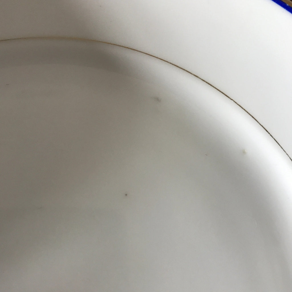 Lot de 6 assiettes plates en porcelaine blanche de Limoges liserés doré et bleu UML France par Hello Broc brocante en ligne