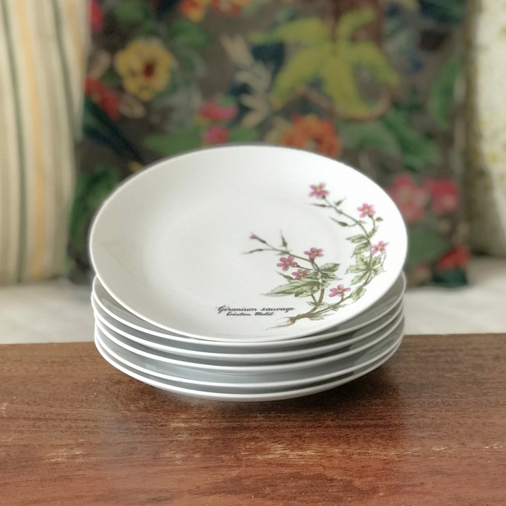 Lot de 6 assiettes à dessert ou à fromage en porcelaine Winterling décor Géranium Sauvage par Mobil par Hello Broc brocante en ligne