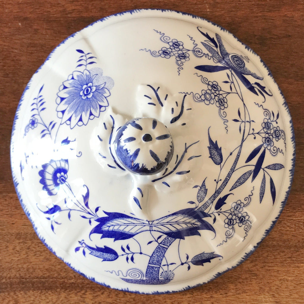 Grande soupière vintage en céramique Lancaster Sarreguemines par Hello Broc brocante en ligne