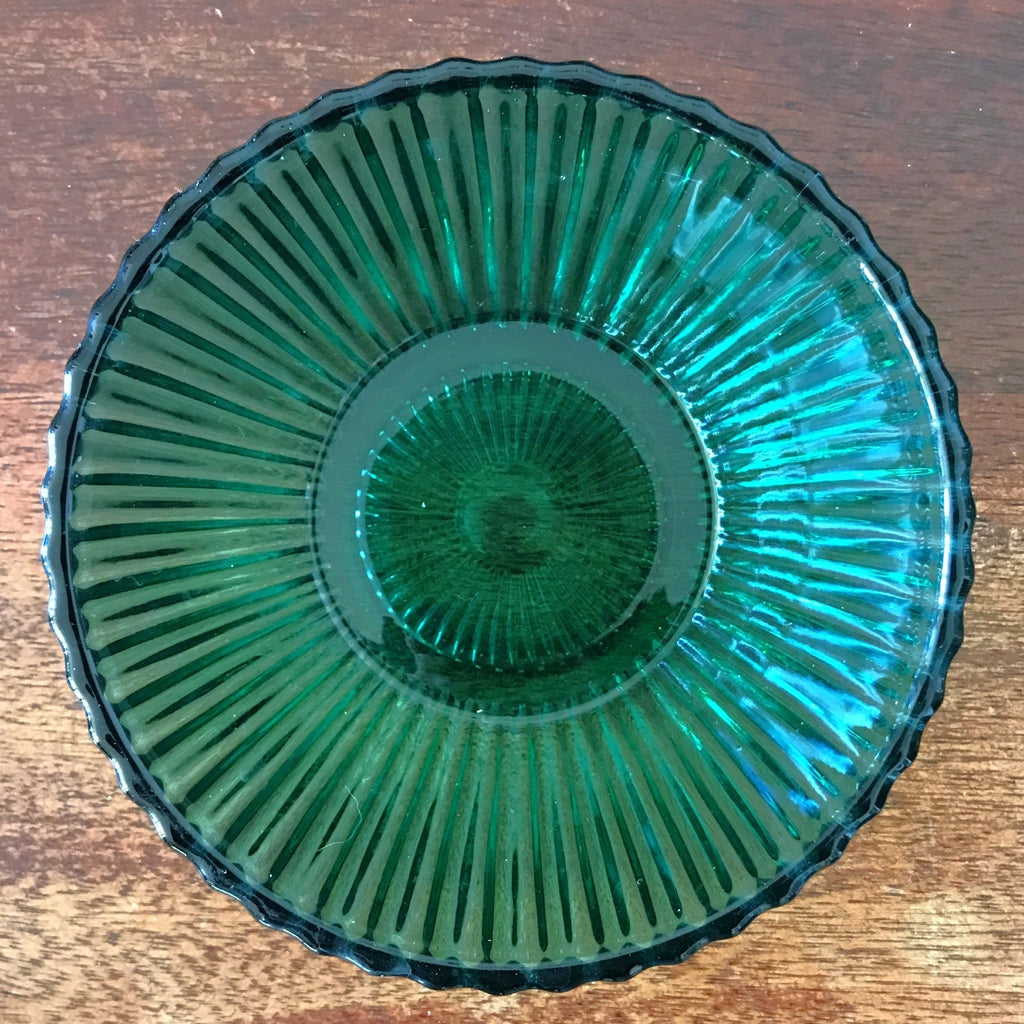 Ensemble à salade de fruit en verre vert années 50 : un saladier et 8 coupelles par Hello Broc brocante en ligne