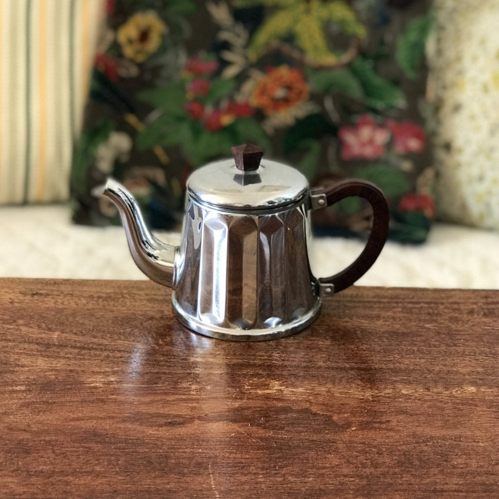 Ensemble à café en cuivre chromé style Art Déco détails bakélite imitation bois DAB France par Hello Broc brocante en ligne