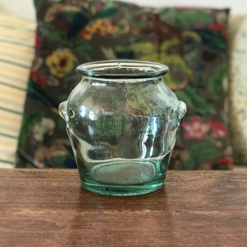 Bocal vintage en verre légère teinte bleue verte dans le style pot à graisse hauteur de 14 cm par Hello Broc brocante en ligne