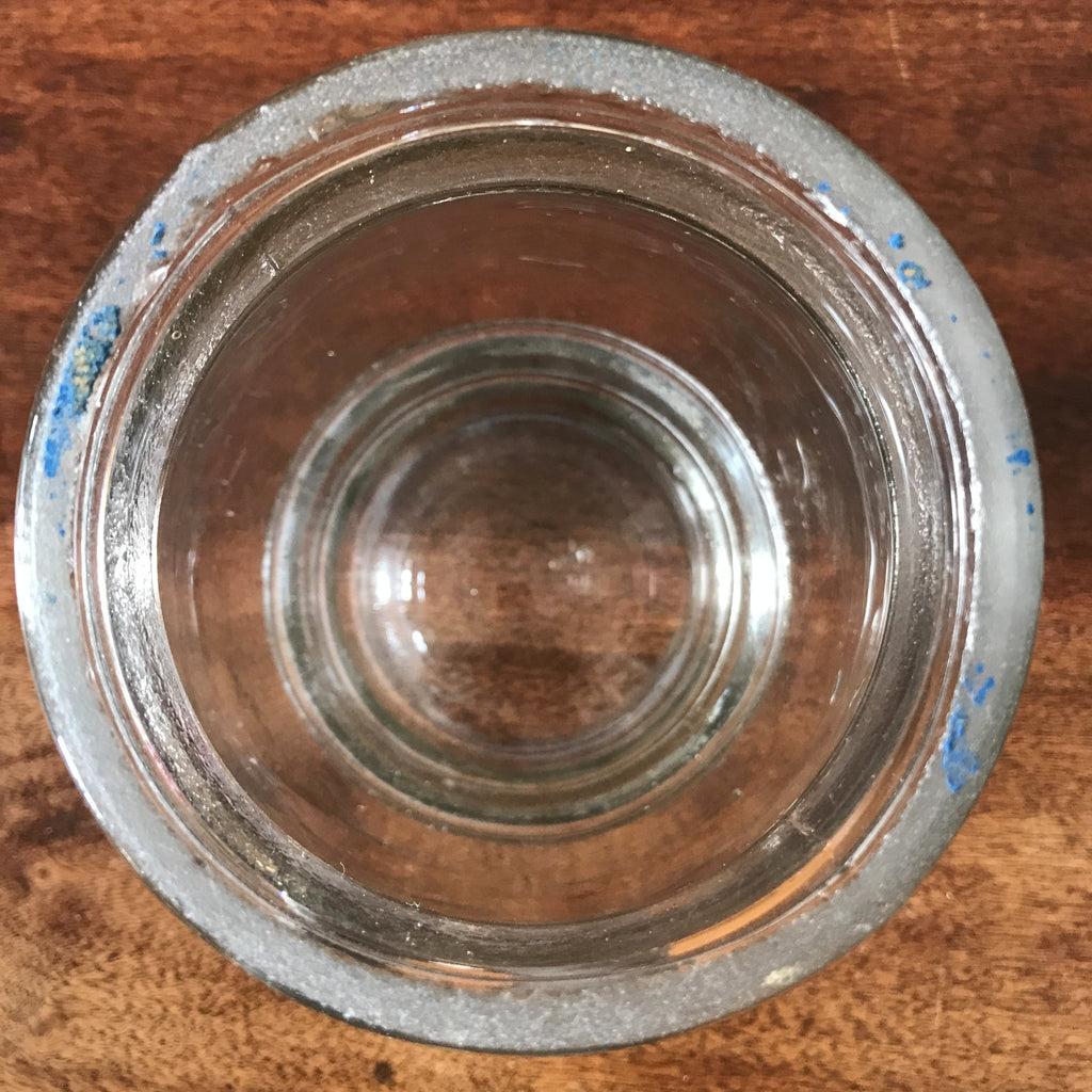 Grand bocal ancien en verre moulé hauteur 25 cm par Hello Broc brocante en ligne