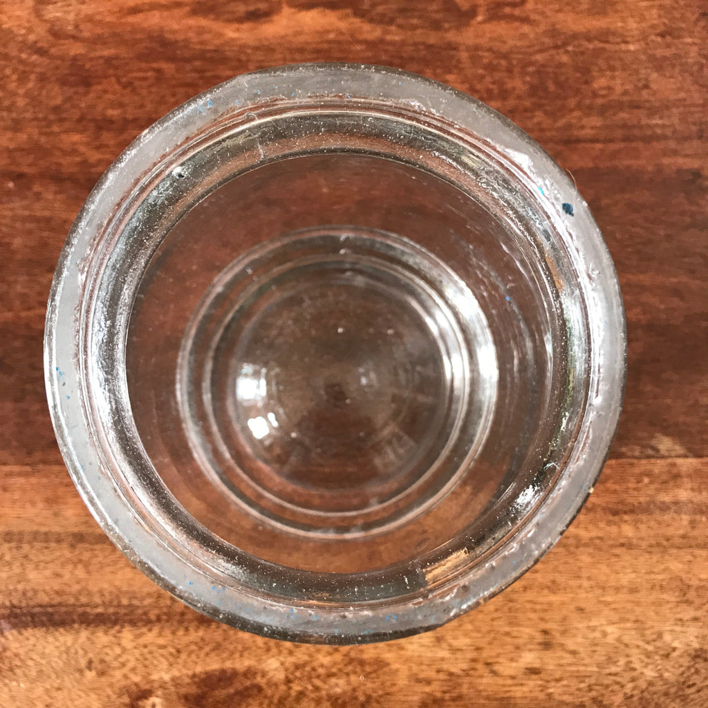 Grand bocal ancien en verre moulé hauteur 25 cm par Hello Broc brocante en ligne