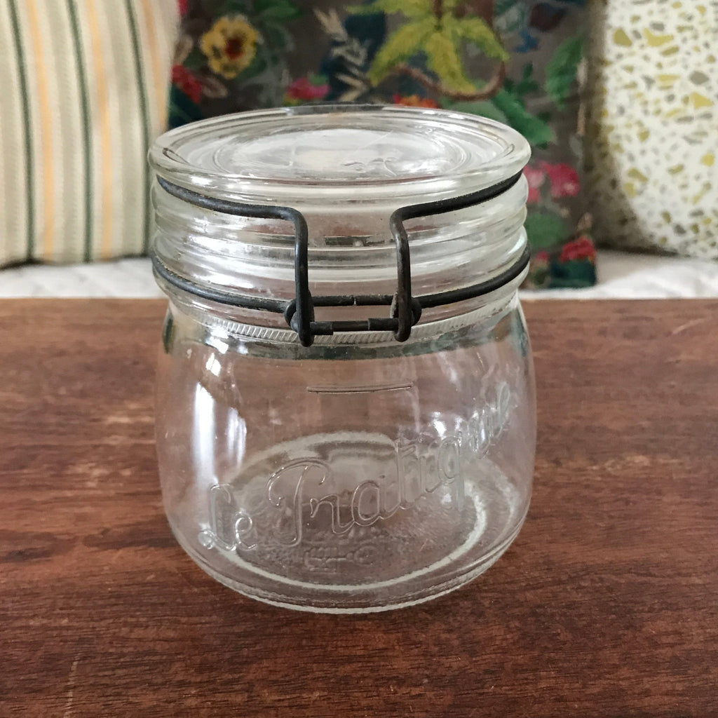Bocal de conservation ancien Le Pratique en verre moulé - contenance de 0,5 litre par Hello Broc en ligne