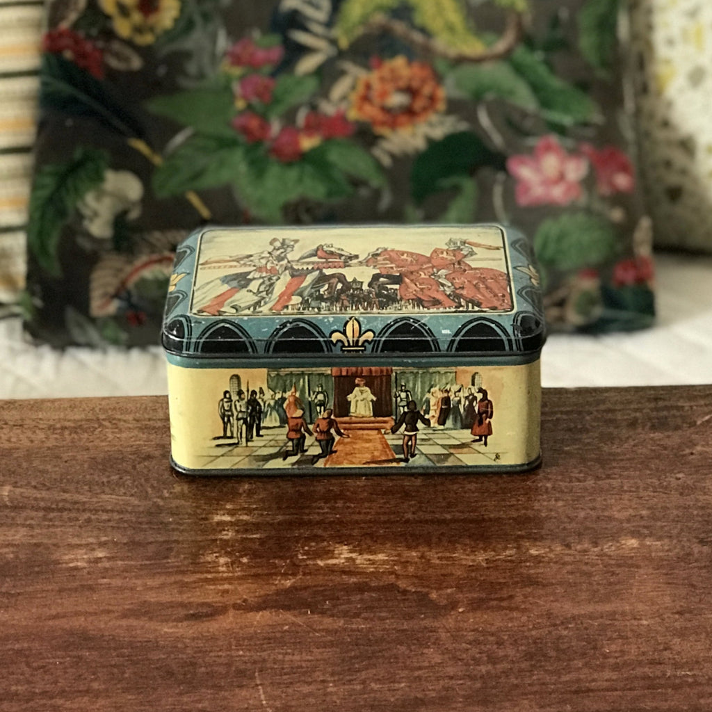 Boîte ancienne rectangulaire vintage en métal Biscuiterie Damoiseau par Hello Broc brocante en ligne