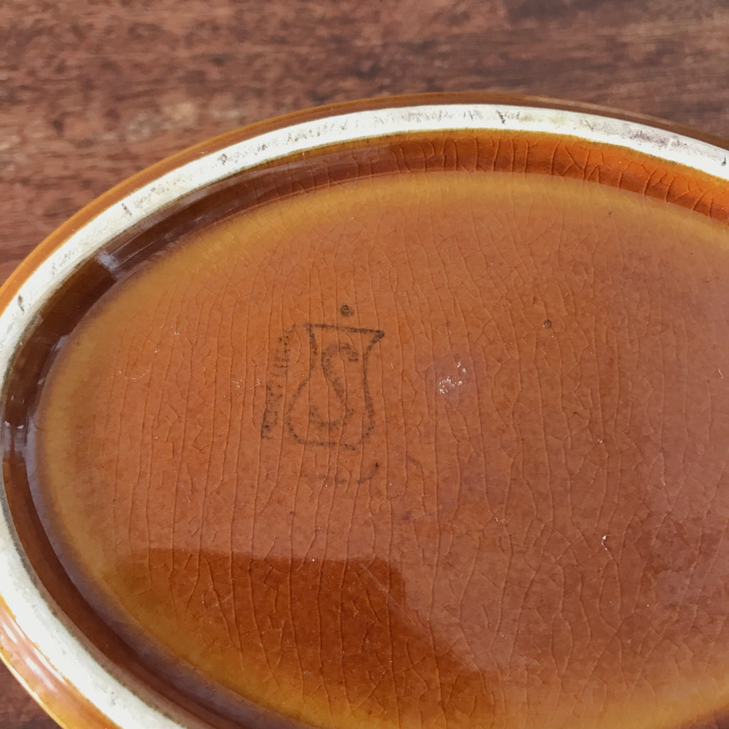 Terrine en forme de canard en céramique couleur jaune moutarde par Hello Broc brocante en ligne