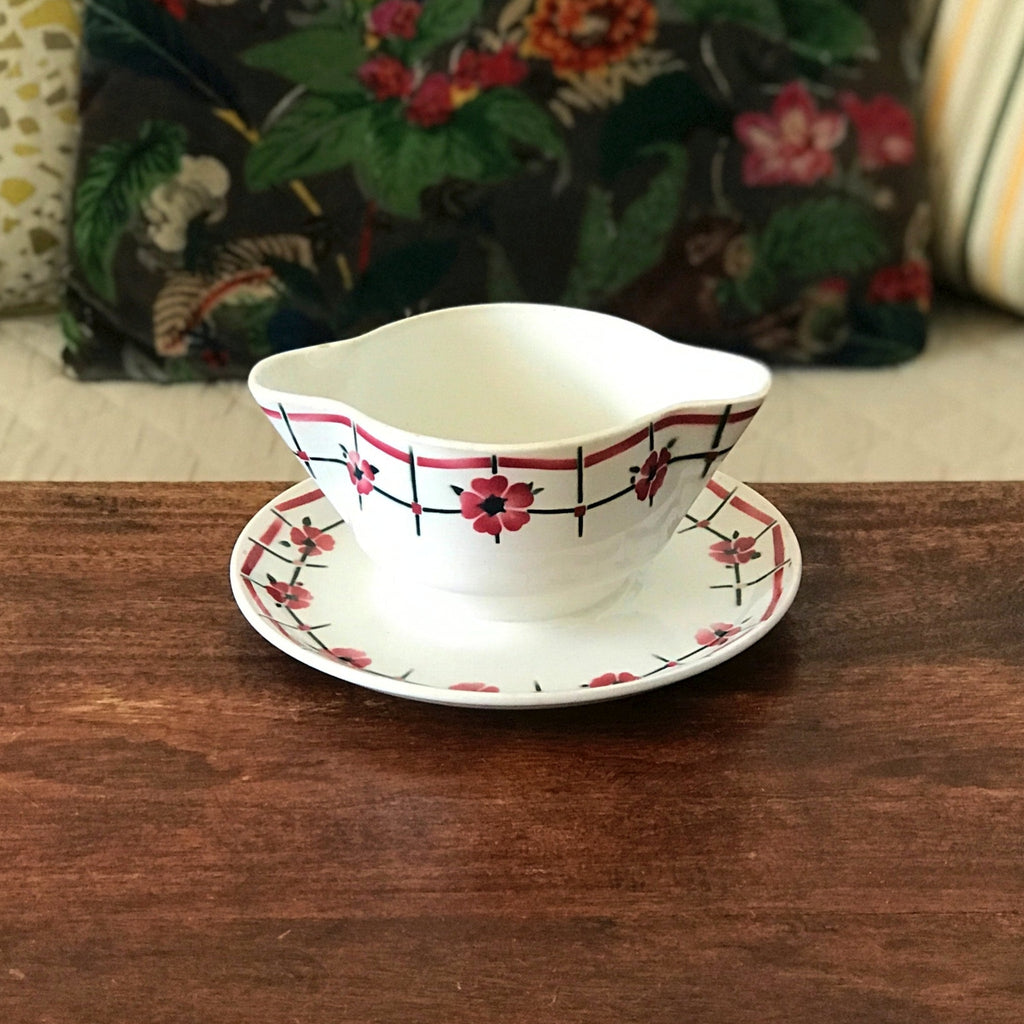 Saucière en faïence de Céranord Saint Amand Nord modèle Monique par Hello Broc brocante en ligne