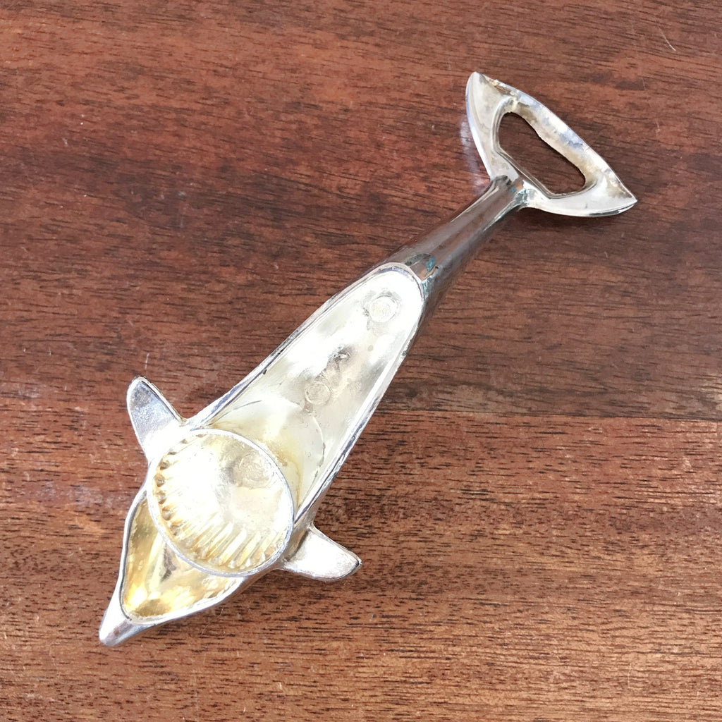 Décapsuleur et ouvre-bouteille en métal forme dauphin par Hello Broc brocante en ligne