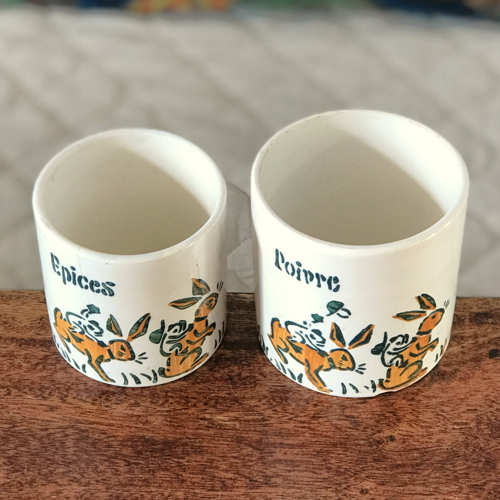 Ensemble de 2 pots à épices anciens sans couvercle Faïencerie Nouvelle Givors France Circa 1930 Art Deco par Hello Broc brocante en ligne