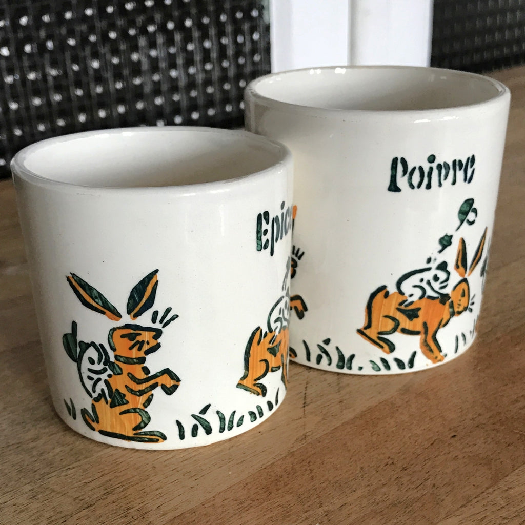 Ensemble de 2 pots à épices anciens sans couvercle Faïencerie Nouvelle Givors France Circa 1930 Art Deco par Hello Broc brocante en ligne