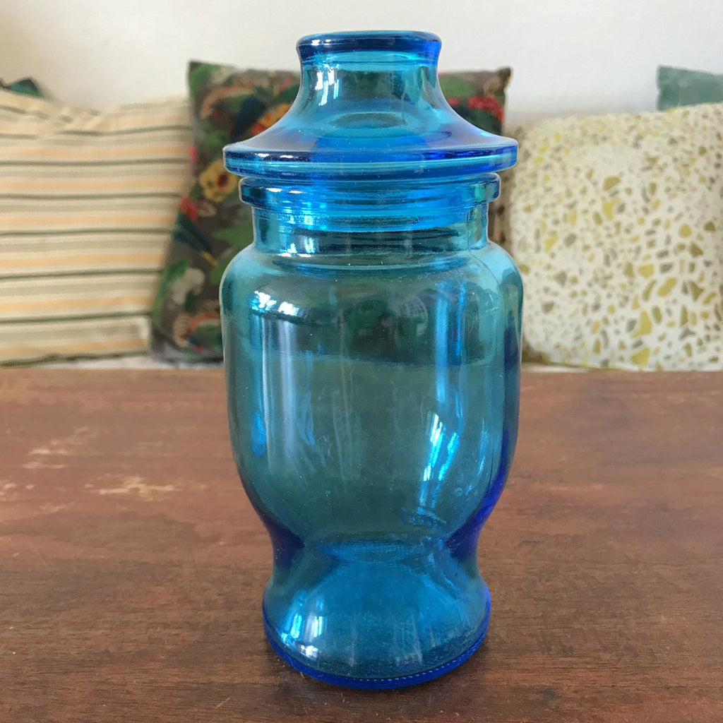 Lot de 2 bocaux publicitaires vintage en verre moulé bleu Lever par Hello Broc brocante en ligne