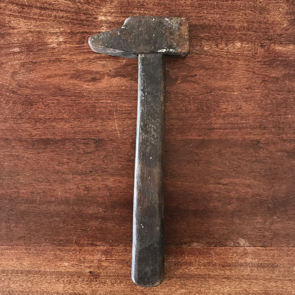 Marteau à forger début XXème siècle par Hello Broc brocante en ligne