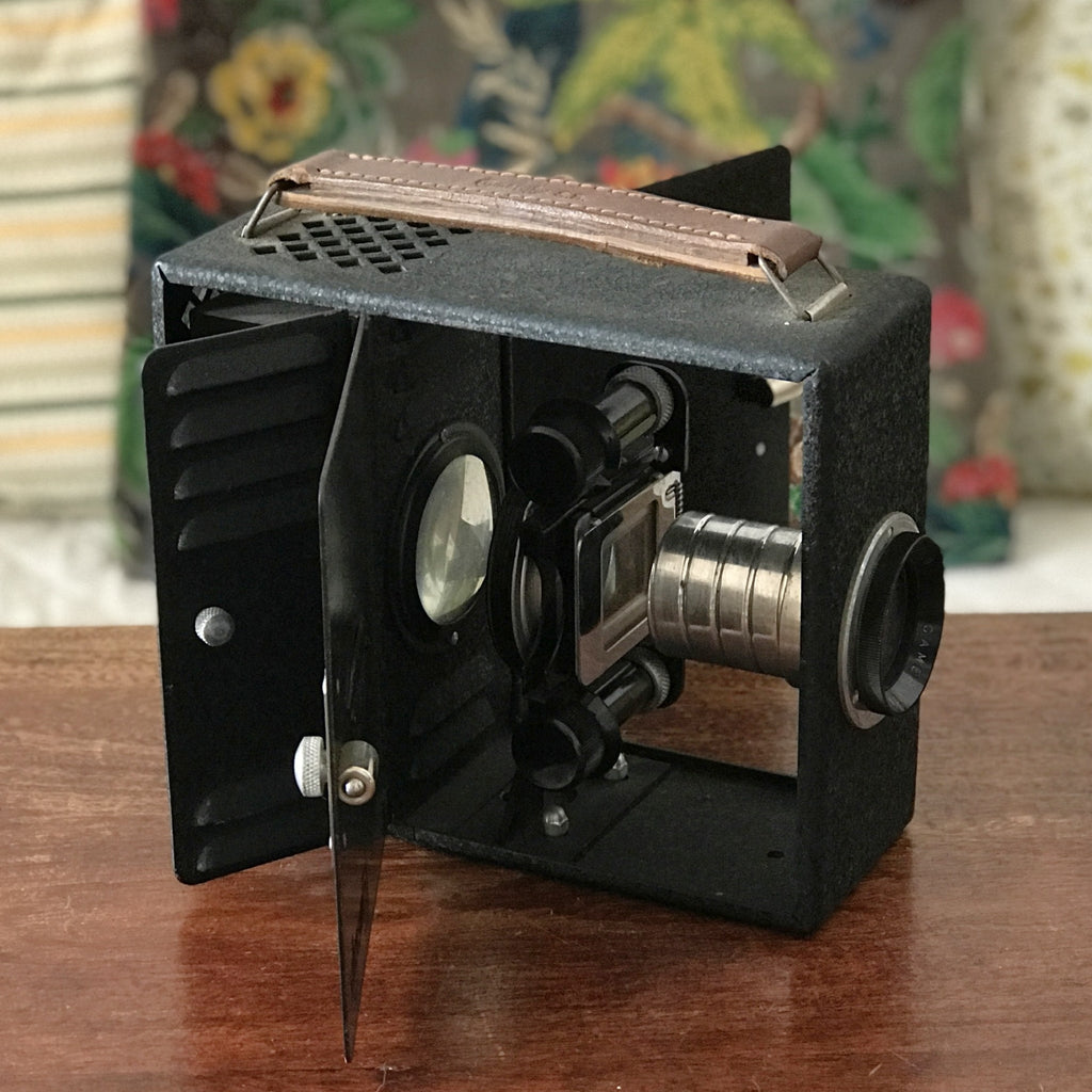 Projecteur pour diapositives en métal années 40 Camerafix S.B. Paris France par Hello Broc brocante en ligne
