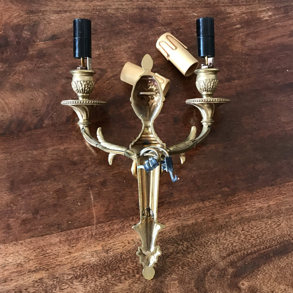 Paire d'appliques double ou à deux branches en bronze doré par Hello Broc brocante en ligne