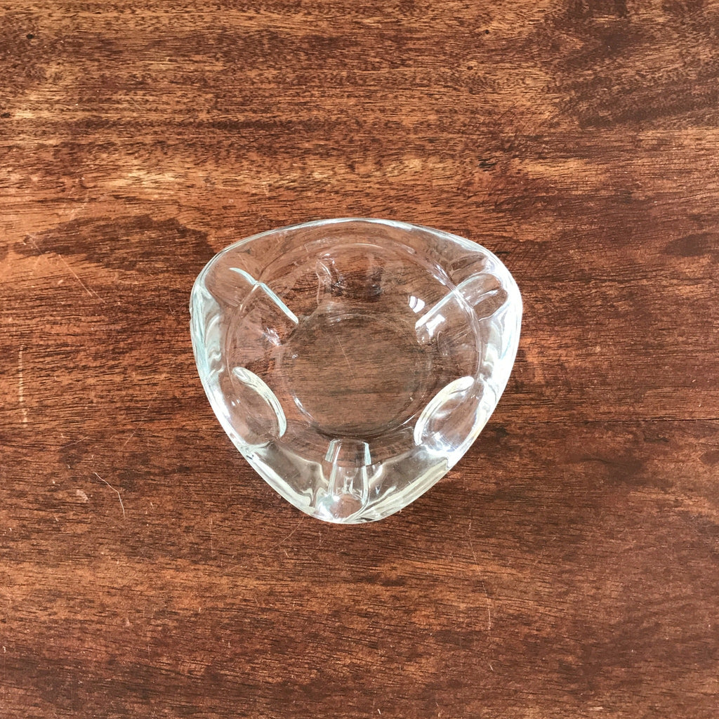 Cendrier en verre moulé triangulaire Reims France petit 9,5 cm par Hello Broc brocante en ligne