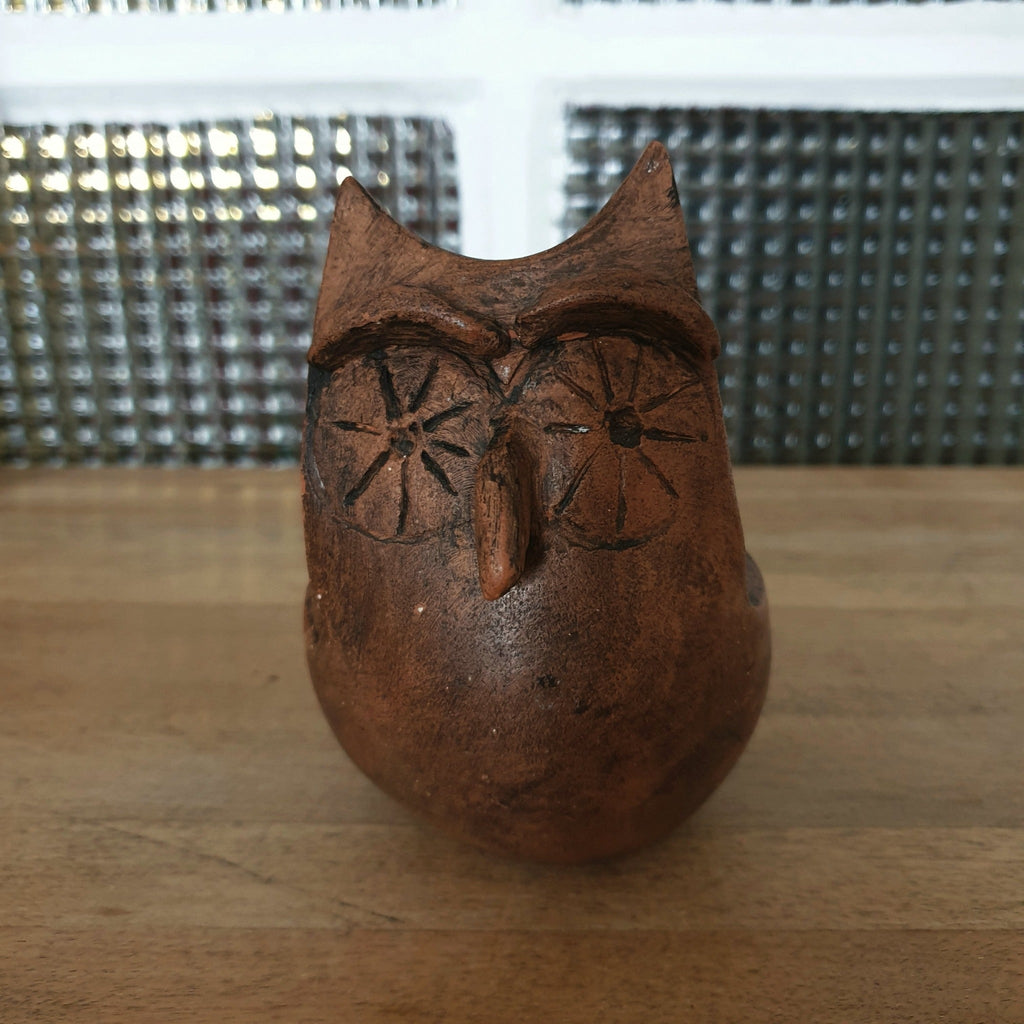 Poterie artisanale chouette ou hibou en terre cuite faite main - Hello Broc