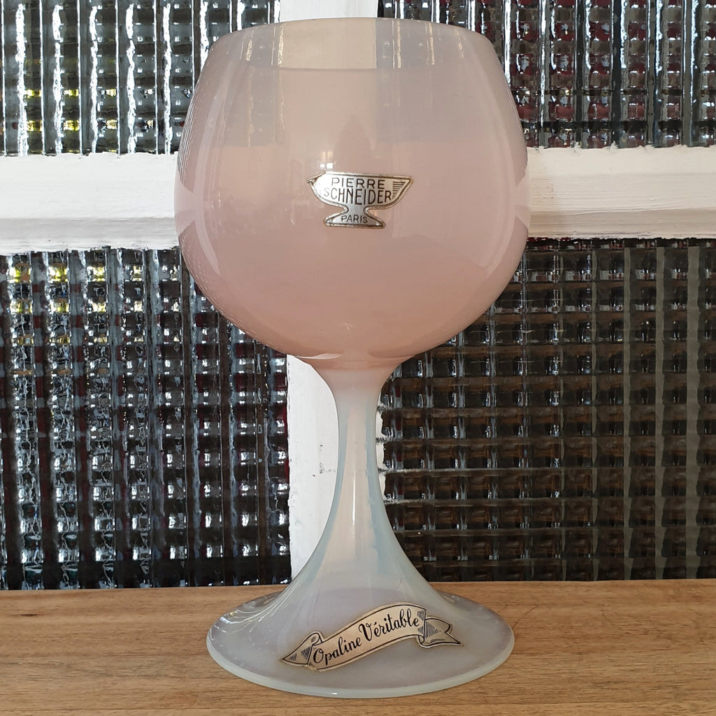 Grande coupe décorative sur pied en opaline Pierre Schneider - Hello Broc