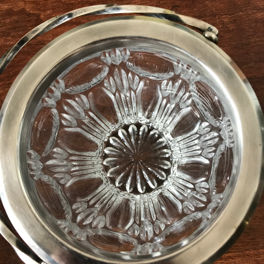 Petit seau à glace vintage en verre moulé paroi en relief et acier chromé par Hello Broc brocante en ligne