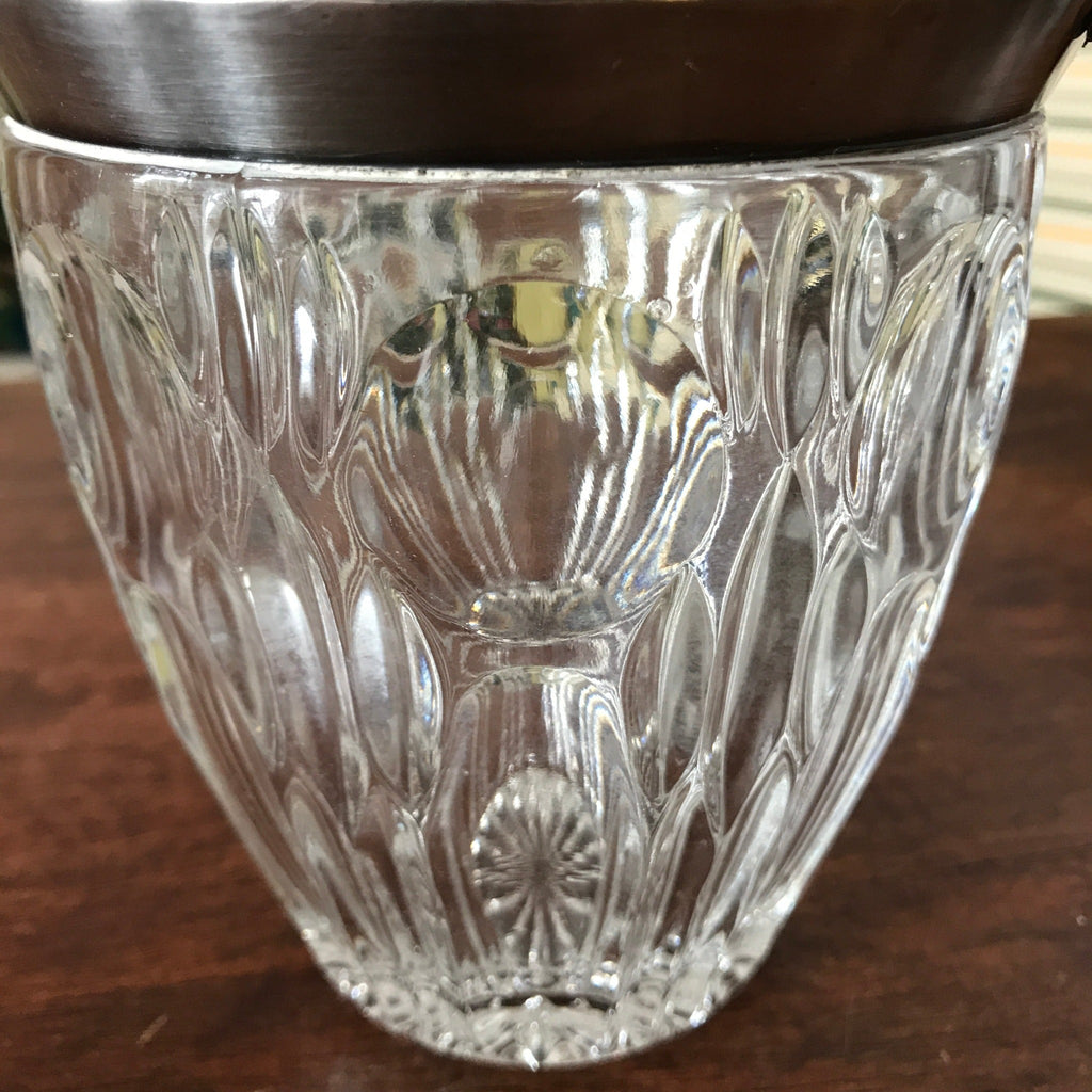 Petit seau à glace vintage en verre moulé paroi en relief et acier chromé par Hello Broc brocante en ligne