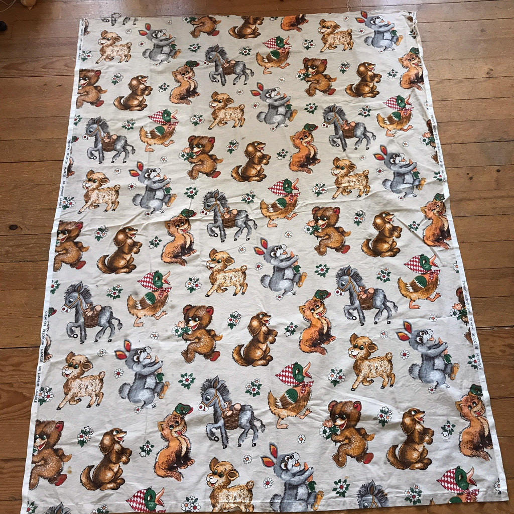 Coupon de tissu vintage pour enfant impression animaux 160 x 120 cm autour de 1980 par Hello Broc brocante en ligne