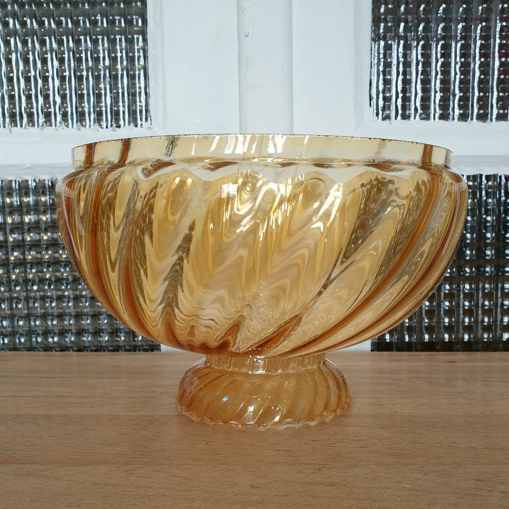 Abat-jour en verre moulé orange irisé provenant d'une ancienne suspension - Hello Broc