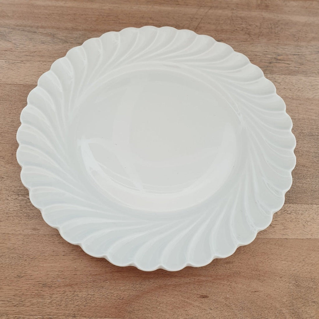 Assiette plate en porcelaine blanche de Limoges Haviland modèle Torse d. 21,5 cm - Hello Broc