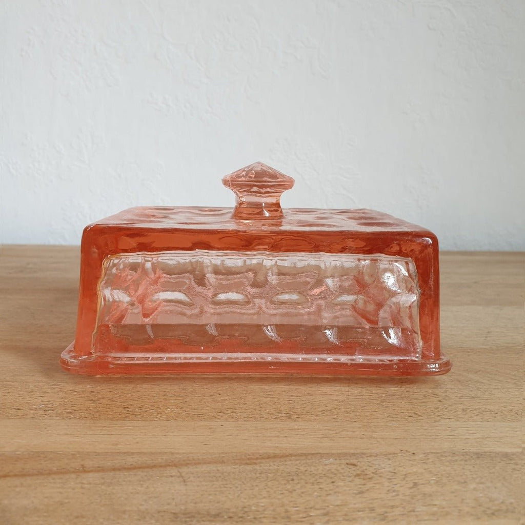 Beurrier rectangulaire en verre moulé rose - Hello Broc