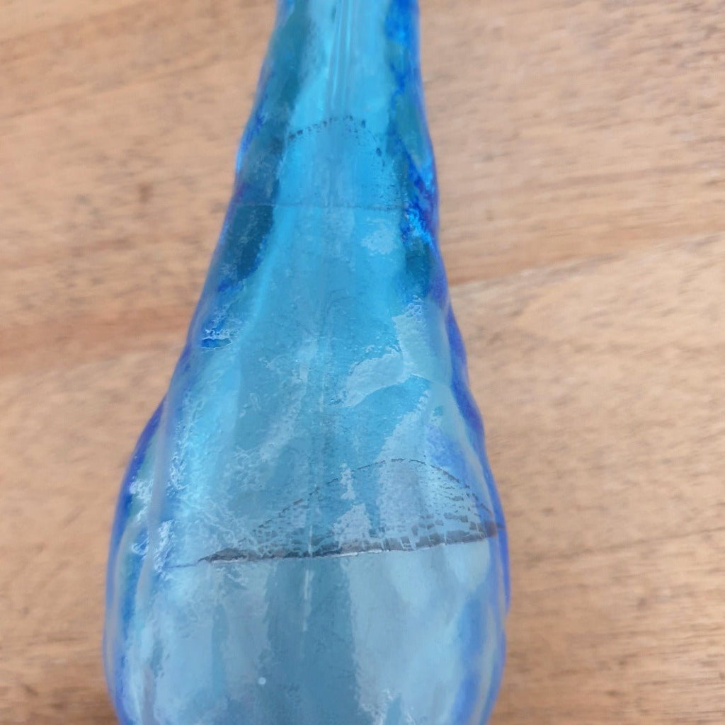 Carafe d'Empoli avec son bouchon d'origine en verre moulé bleu - Hello Broc