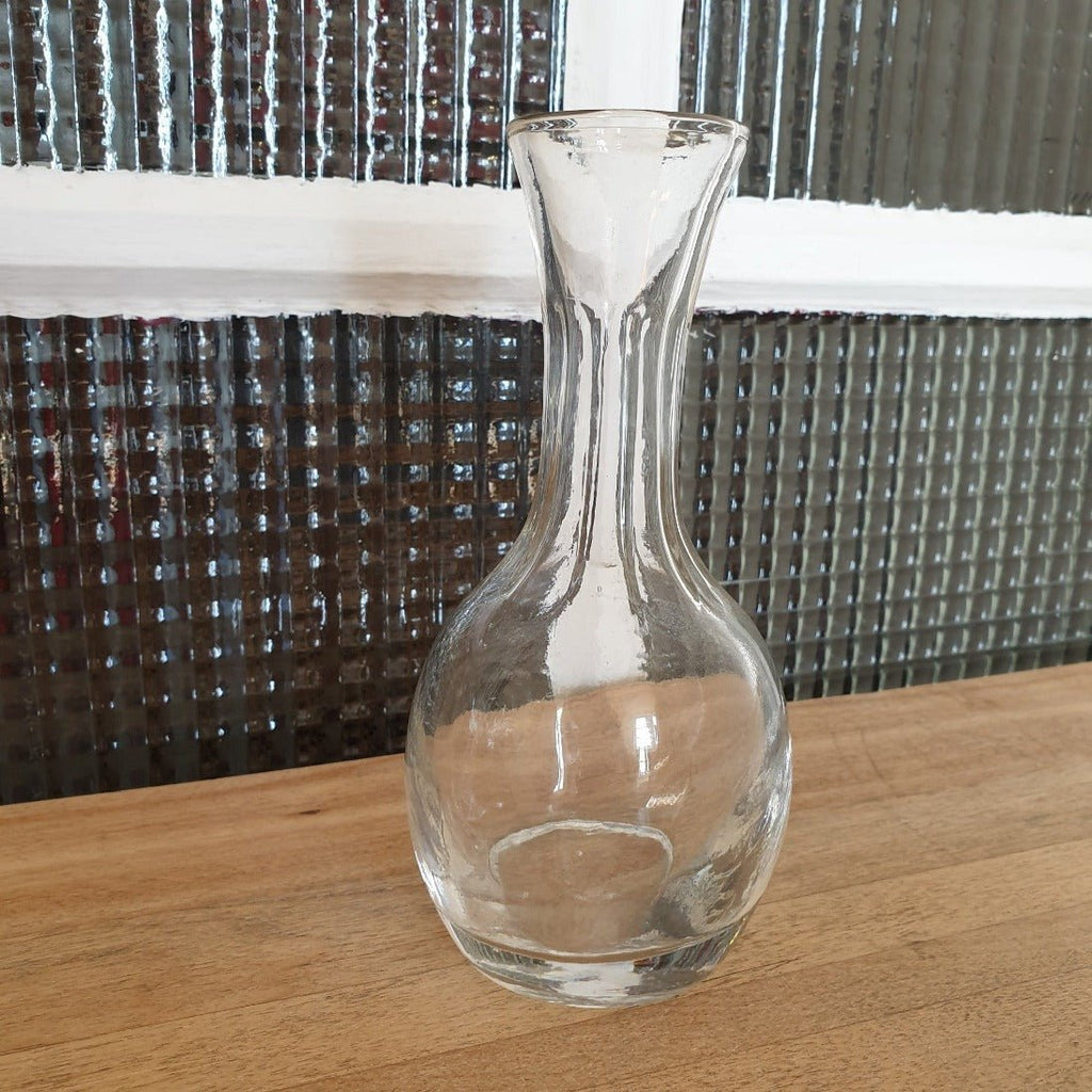 Carafon en verre soufflé - corps rond et col allongé - Hello Broc