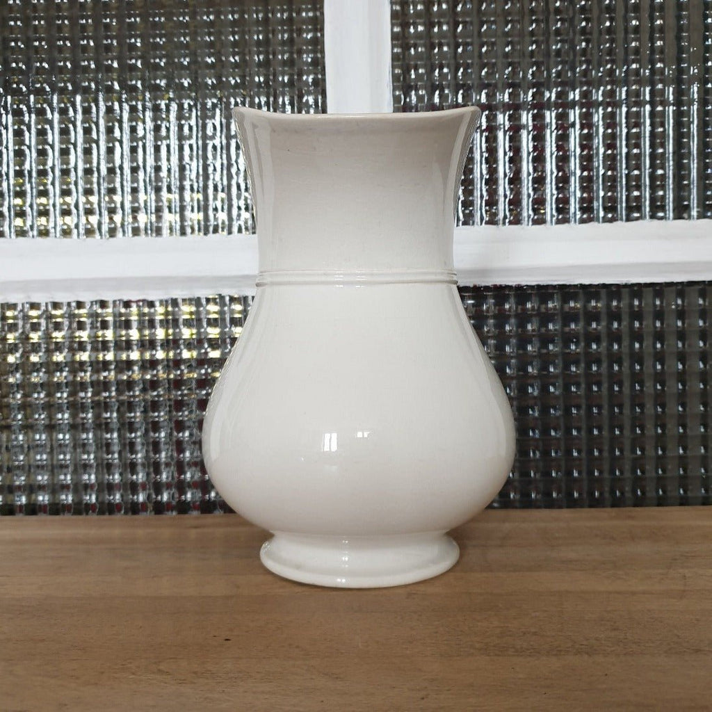 Cruche pichet broc en faïence blanche de Digoin Sarreguemines fin XIXème siècle - Hello Broc
