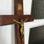 Crucifix années 50 bronze, chêne et laiton - Hello Broc