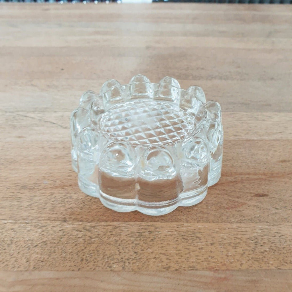 Dessous de pied de meuble, élévateur et support en verre moulé - Hello Broc