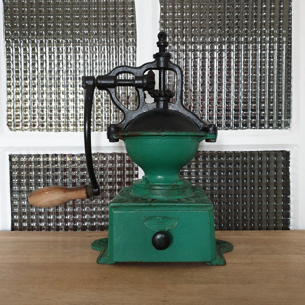 Grand moulin à café de comptoir en fonte - Peugeot Frères début XXème siècle - Hello Broc