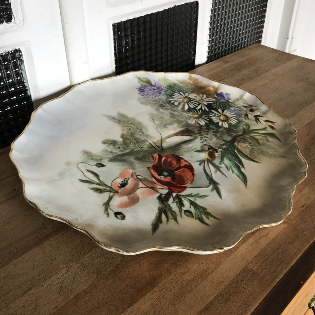 Grand plat en porcelaine de Limoges Jean Pouyat décor polychrome de fleurs peint à la main fin 19e début 20e siècle par Hello Broc brocante en ligne