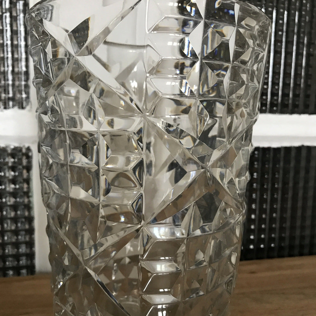 Grand vase cylindrique évasé en cristal de Bayel hauteur 21 cm par Hello Broc brocante en ligne