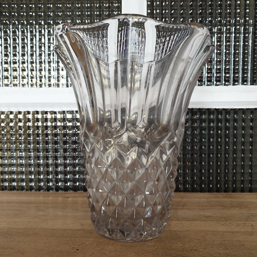 Grand vase évasé années 50 en verre moulé - Hello Broc