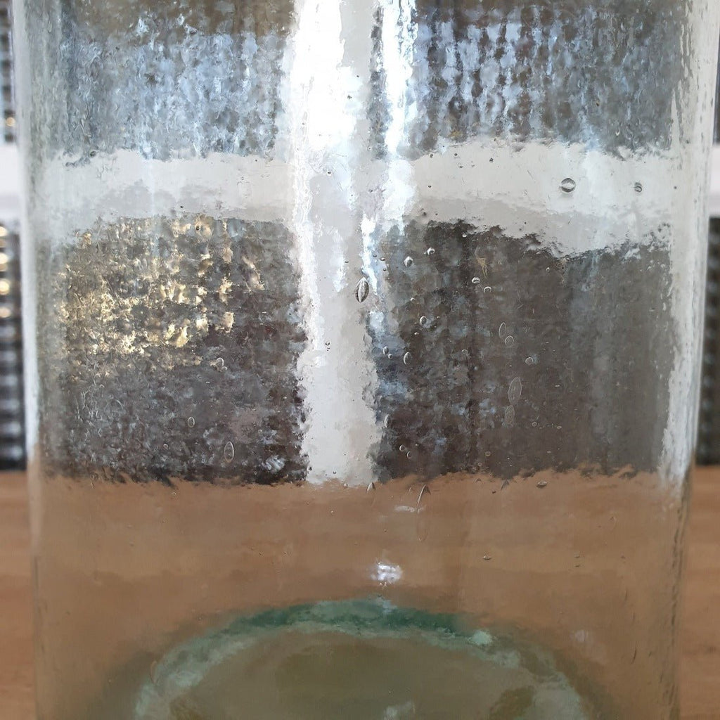 Grande bonbonnière en verre moulé bleuté sans couvercle par Hello Broc brocante en ligne